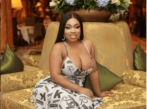 Beautiful Photos Of Moesha Boduong Breaking Her Father’s Leg WIth Her Tundra