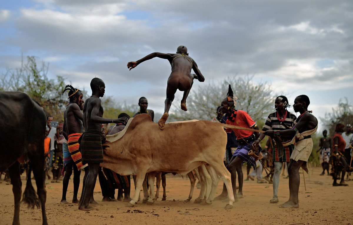 Bull-jumping in Ethiopia