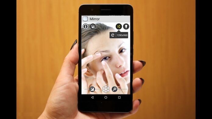 HOW TO USE PHONE AS MIRROR