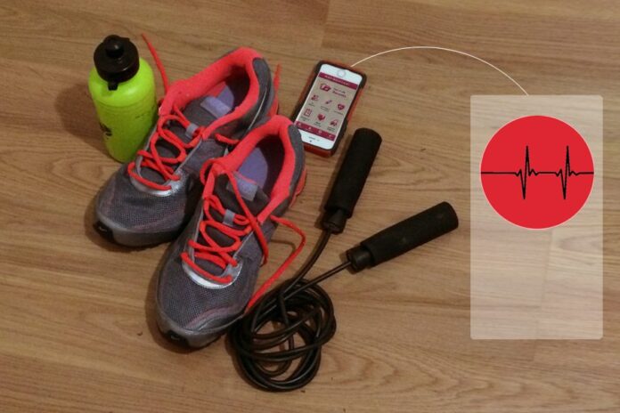 HOW TO USE YOUR PHONE TO KEEP FIT
