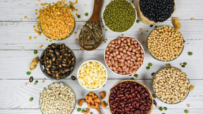 5 Reasons Dietitians Want You to Eat More Whole Grains