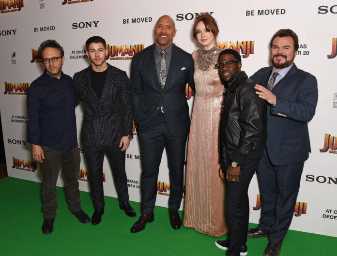 List of 5 famous shortest celebrities in Hollywood