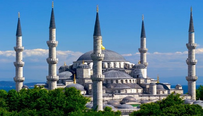 THE NATIONAL MOSQUE